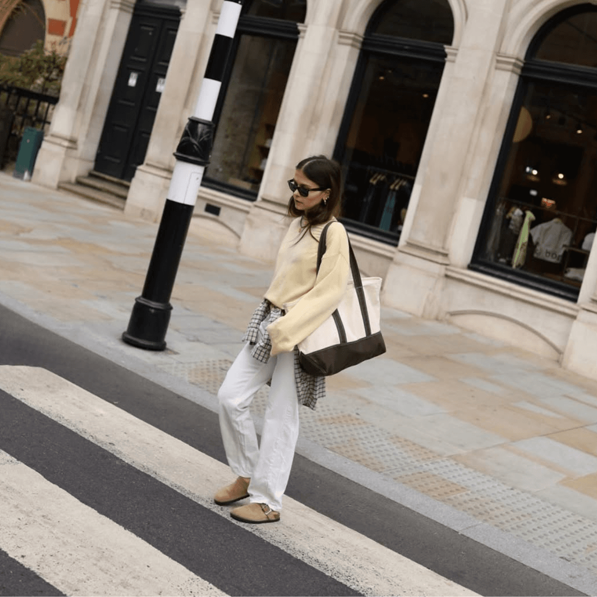  These 5 Outfits Prove That Fashion's Favourite "Ugly" Shoe Looks So Stylish with Denim 